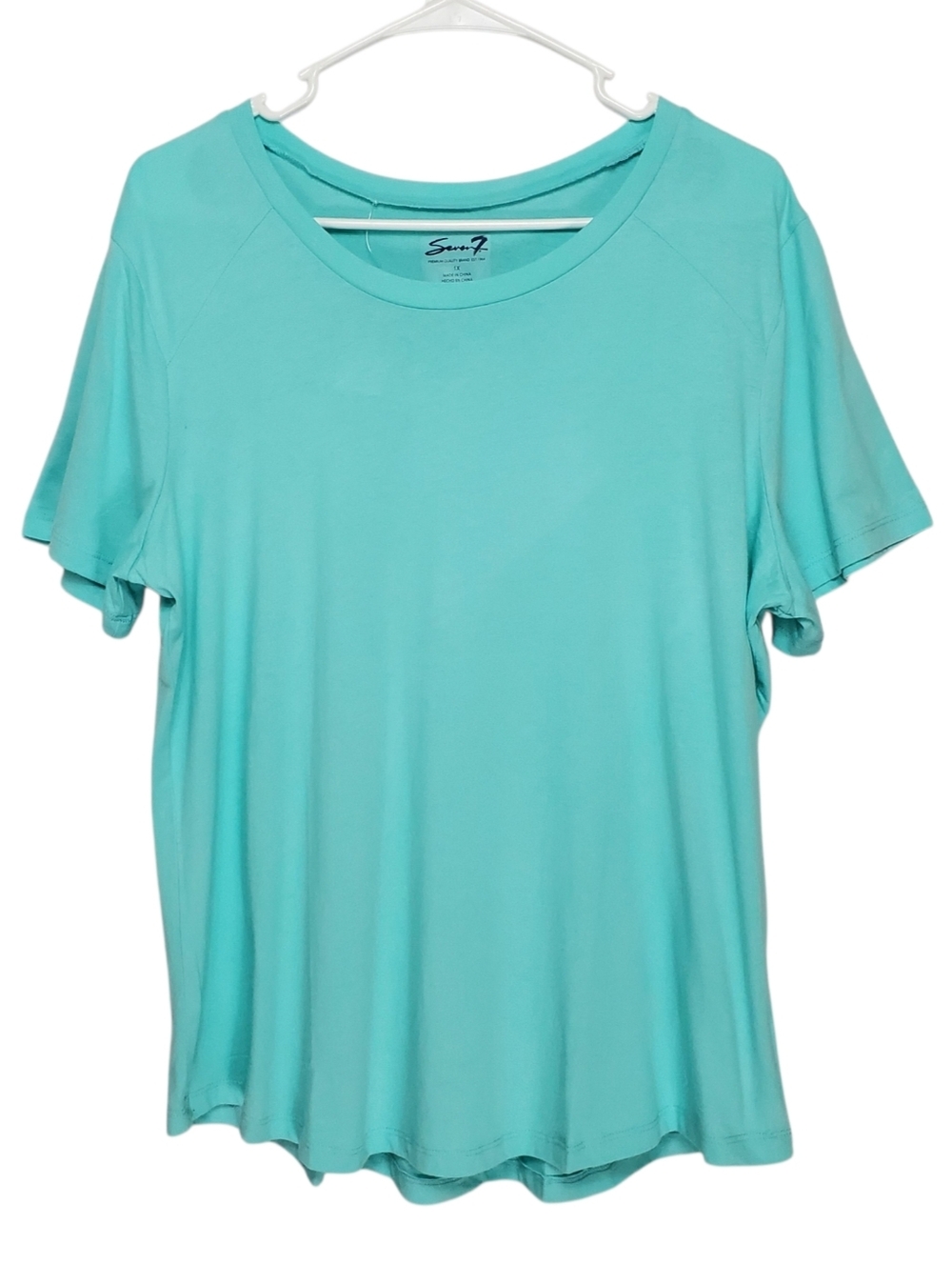 2594 * Seven7 Activewear Short Sleeve Tee Top Aqua Blue Size 1X NWT